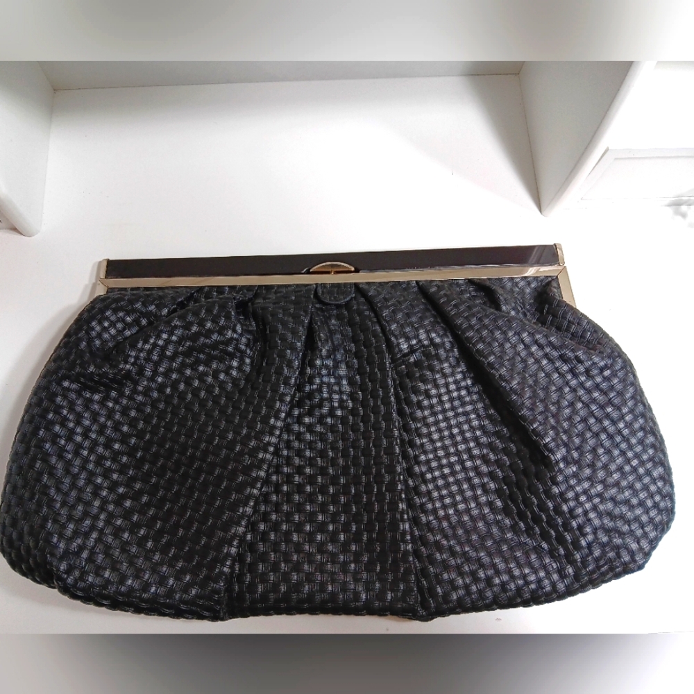 Aldo Vintage Woven Vegan Leather Large Magnetic Clutch - Picture 2 of 10